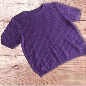 Women's M purple short sleeve sweater